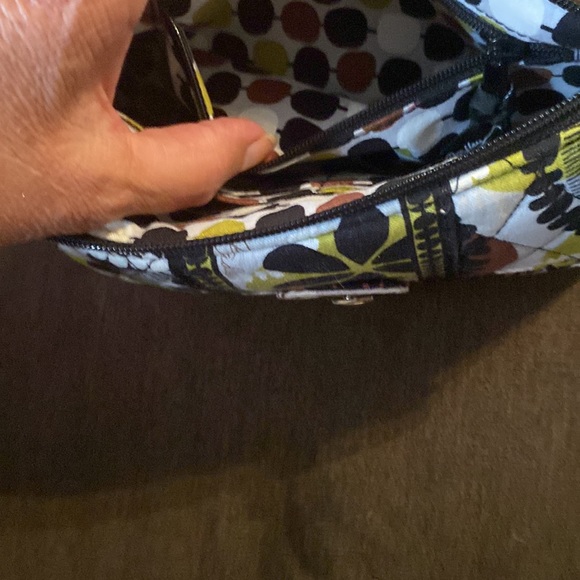 Vera Bradley clutch - Picture 4 of 5